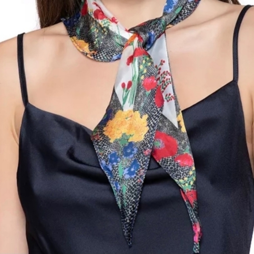 Kite Scarf "Create‎ your own look"​